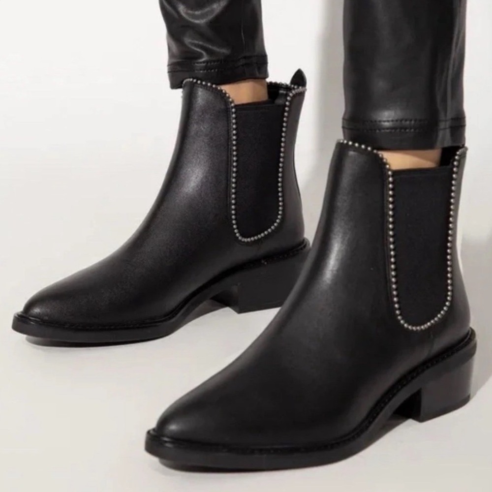 Coach Black Leather Bead Chain Chelsea Boots G4368 Pointed Toe Block Heel 10B